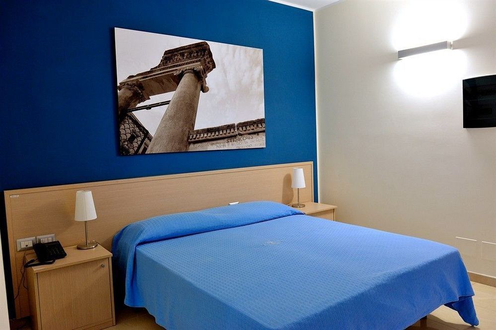 Hotel Residence Empedocle Messina Exterior photo