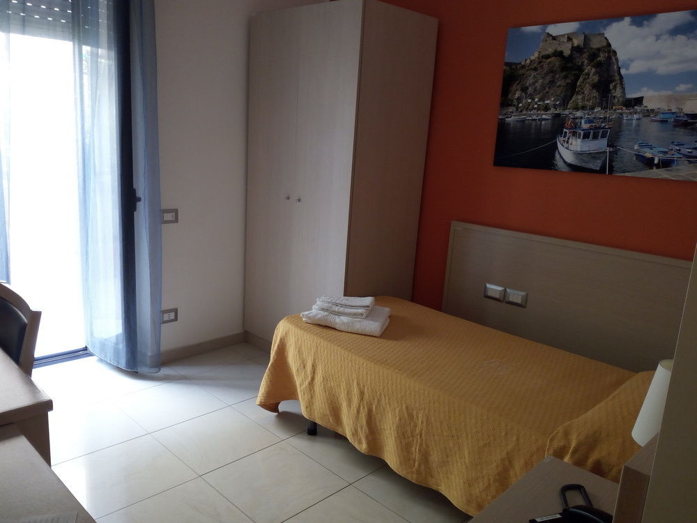 Hotel Residence Empedocle Messina Exterior photo