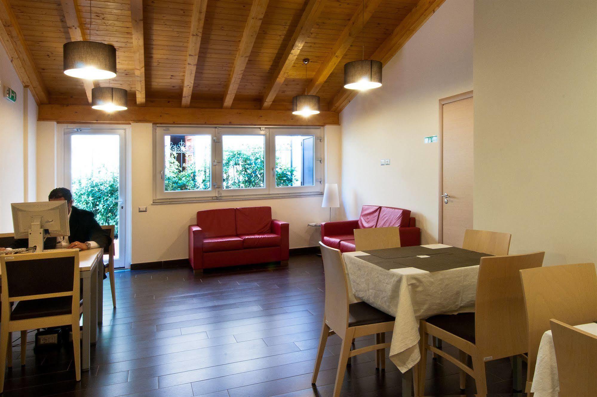 Hotel Residence Empedocle Messina Exterior photo