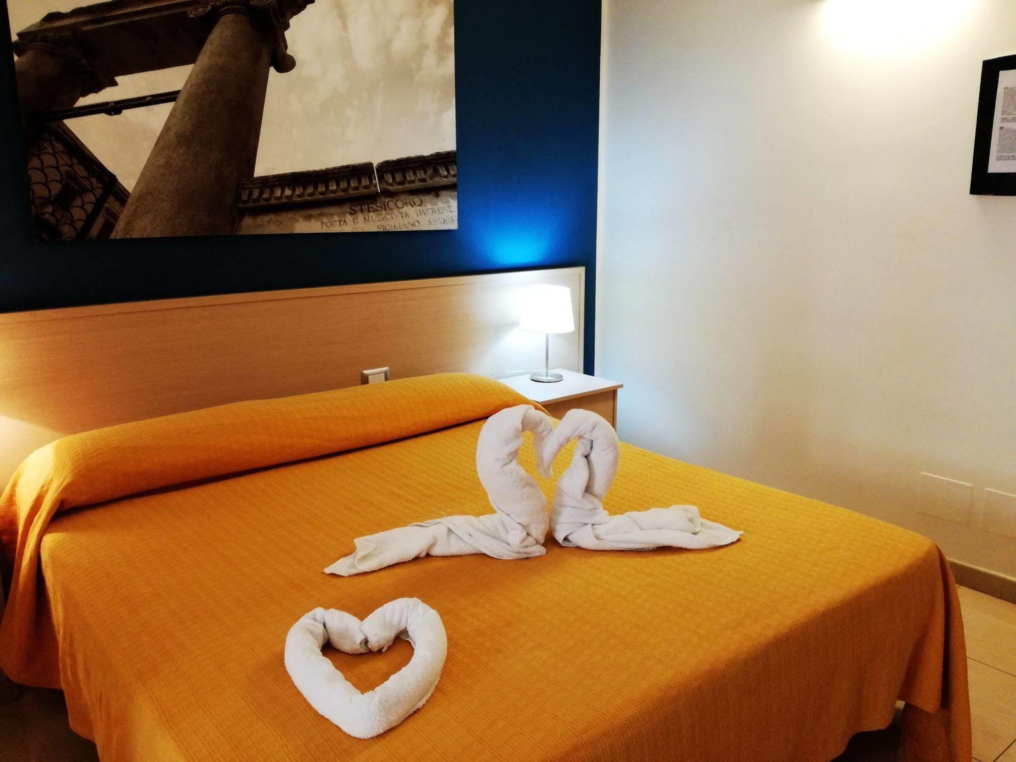 Hotel Residence Empedocle Messina Exterior photo