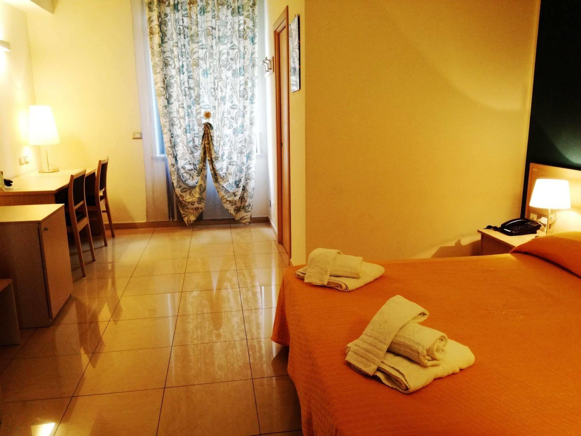 Hotel Residence Empedocle Messina Exterior photo