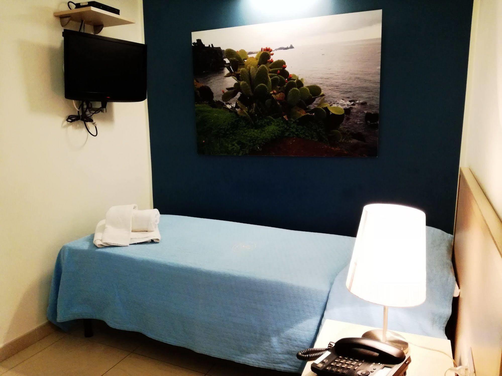 Hotel Residence Empedocle Messina Exterior photo