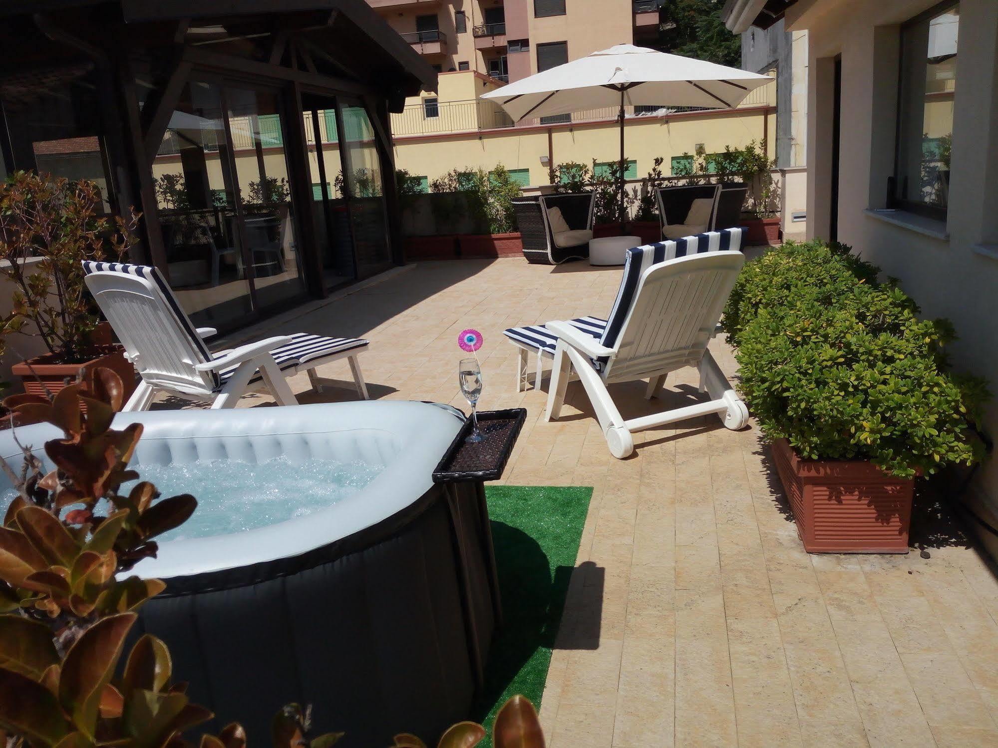 Hotel Residence Empedocle Messina Exterior photo